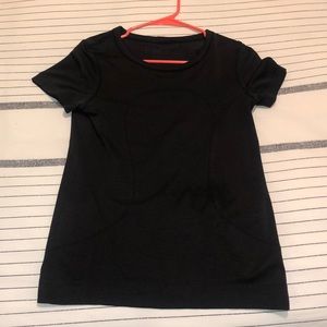 Lululemon Swiftly Breathe Shirt Black
